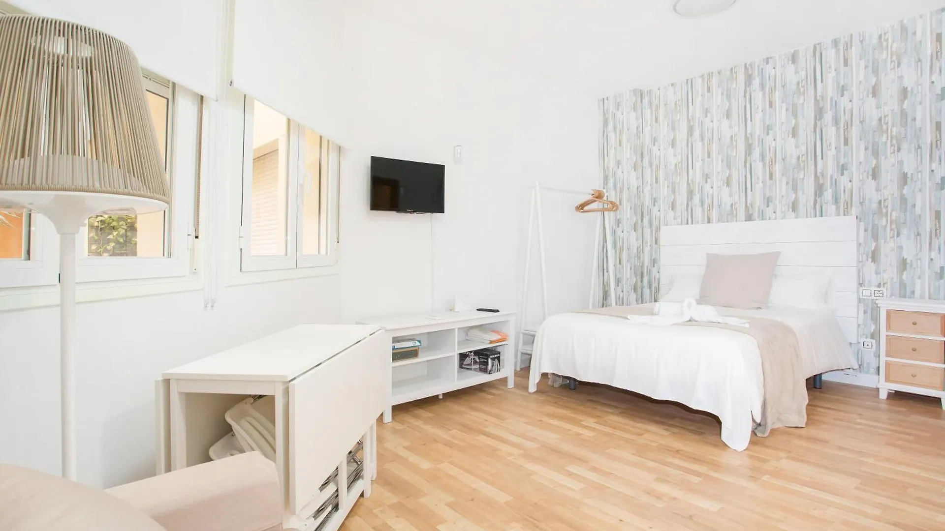 Suncity Petit Studio Apartment Malaga